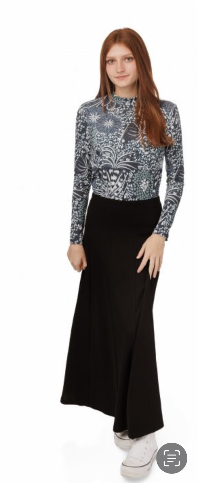 H LU WW51427T-A SWEATER