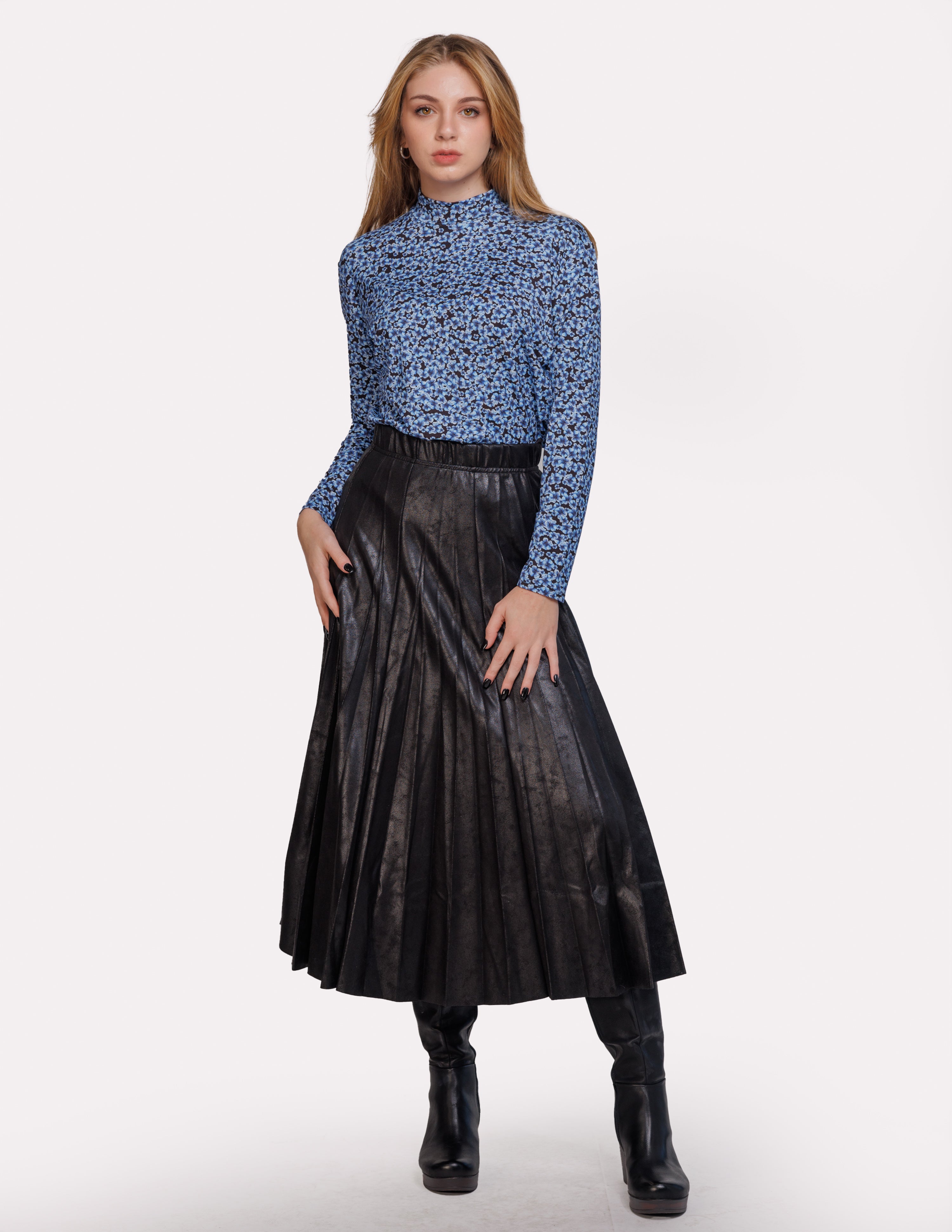 H IV 25727 BLUE BLOUSE