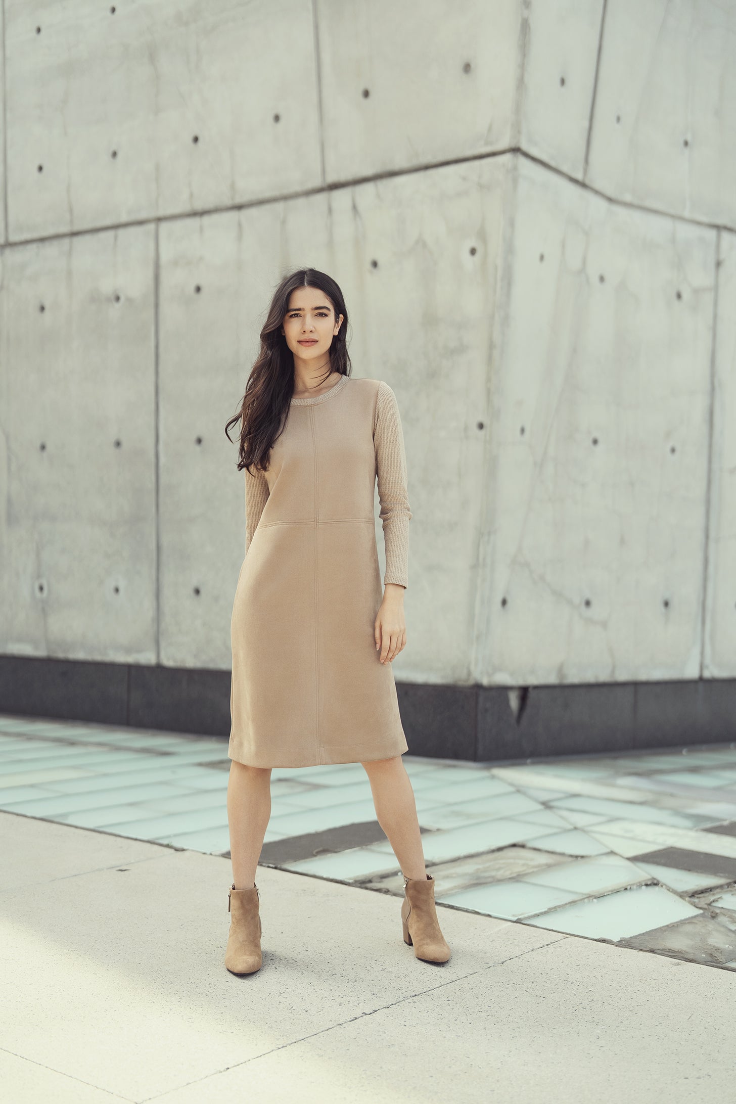 H JAP 370 ESTI BEIGE DRESS
