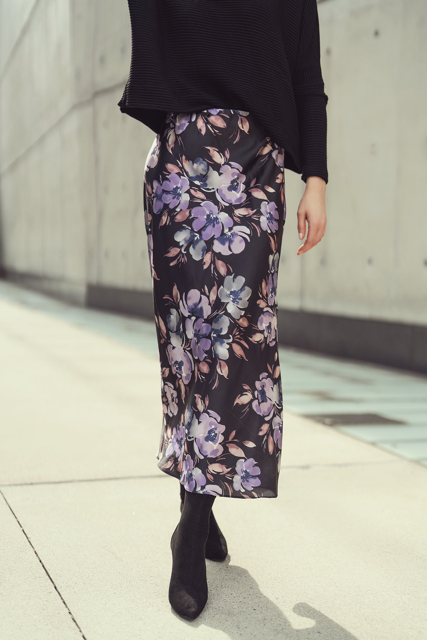 H JAP 432 COSMO FLORAL SKIRT