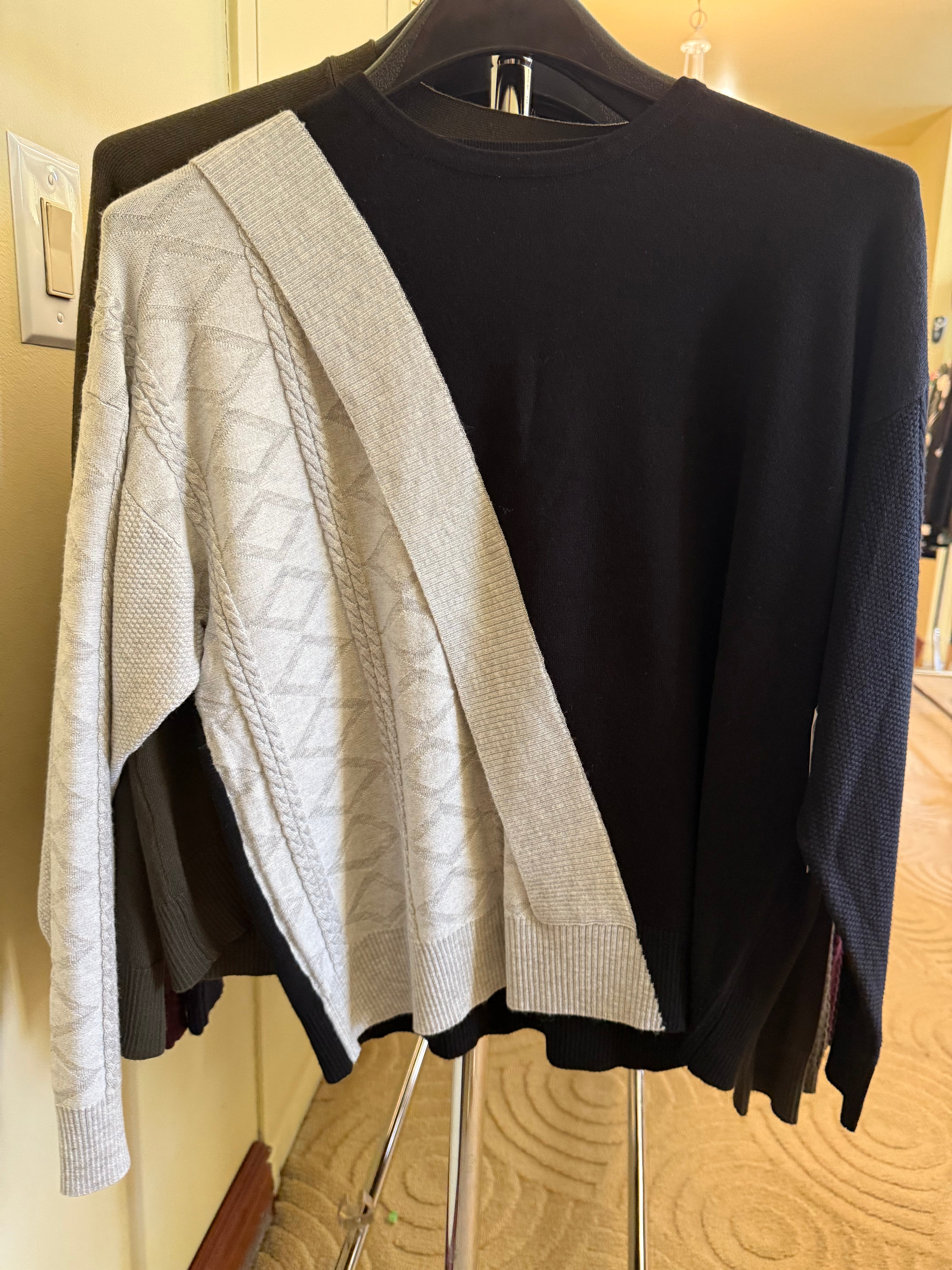 H YAL K4911 GRAY SWEATER